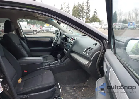 2015 Subaru Outback 2.5I Premium z USA, uszkodzony, nr VIN 4S4BSACC8F3211903